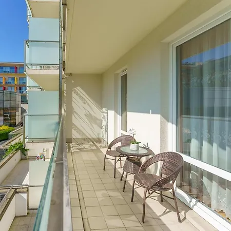3L Apartments Aquarius-3